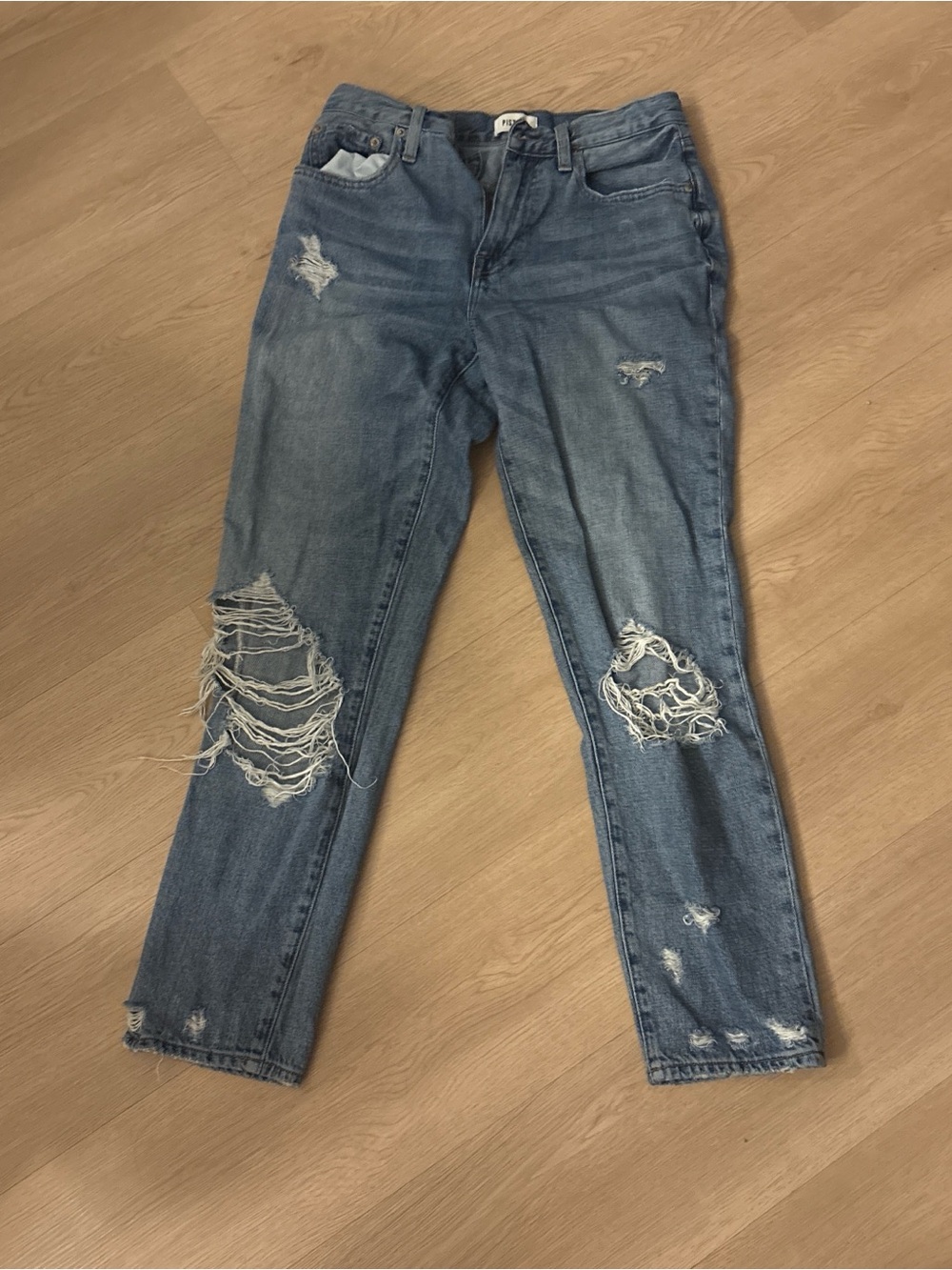 pistola Distressed Blue Boyfriend Jeans